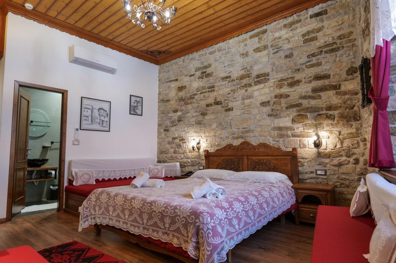 Hotel Bineri Gjirokastër Exterior foto