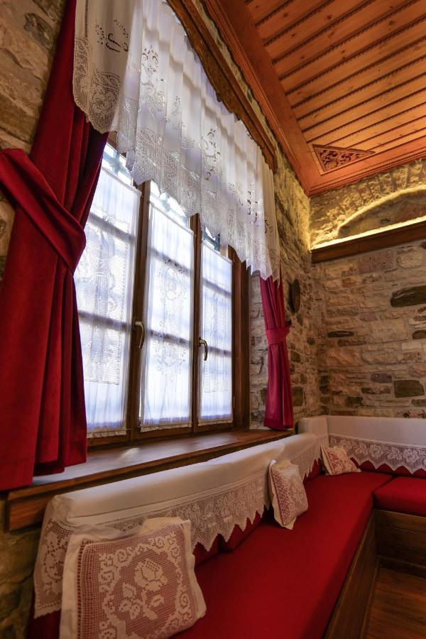Hotel Bineri Gjirokastër Exterior foto